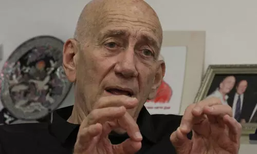 ഇസ്രായേൽ റഫയിൽ നിർമിക്കുന്ന ‘മാനുഷിക നഗരം’ ഫലസ്തീനികൾക്കുള്ള കോൺസൻട്രേഷൻ ക്യാമ്പെന്ന് മുൻ ഇസ്രായേൽ പ്രധാനമന്ത്രി