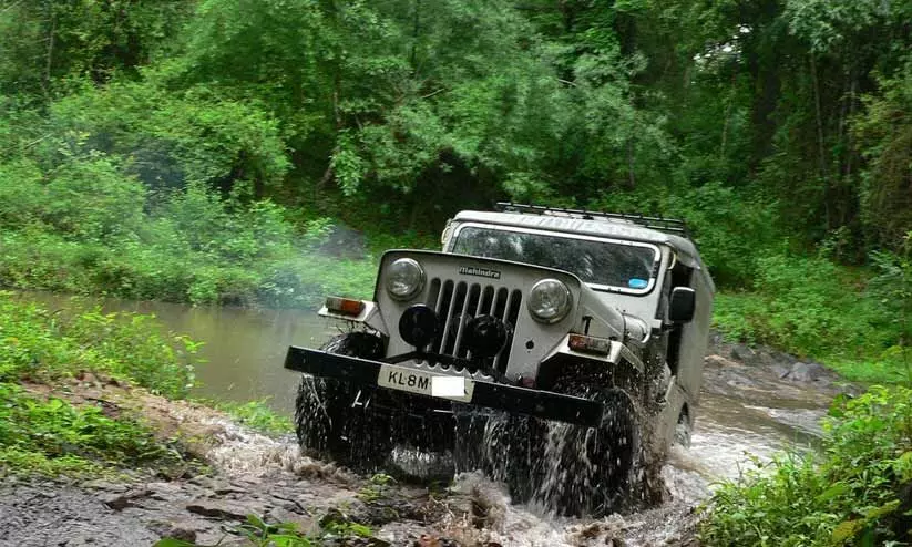 ജീപ്പ് സഫാരി; നിയന്ത്രണങ്ങളോടെ അനുമതി ജീപ്പ് സഫാരി; നിയന്ത്രണങ്ങളോടെ അനുമതി