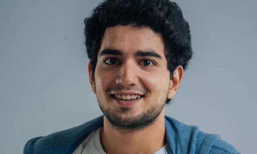 അസാന്നിധ്യം ഗൗരവമായി കാണുമെന്ന് സുപ്രീംകോടതി: ഭിന്നശേഷിക്കാരെ പരിഹസിച്ച കേസിൽ സമയ് റെയ്നയടക്കം സോഷ്യൽ മീഡിയ ഇൻഫ്ലുവൻസർമാർ ഹാജറായി അസാന്നിധ്യം ഗൗരവമായി കാണുമെന്ന് സുപ്രീംകോടതി: ഭിന്നശേഷിക്കാരെ പരിഹസിച്ച കേസിൽ സമയ് റെയ്നയടക്കം സോഷ്യൽ മീഡിയ ഇൻഫ്ലുവൻസർമാർ ഹാജറായി