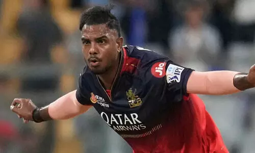 ‘ഒരാളെ അഞ്ചു വർഷം പറ്റിക്കാനാകില്ല...’; ലൈംഗിക പീഡന പരാതിയിൽ ആർ.സി.ബി താരത്തിന്‍റെ അറസ്റ്റ് തടഞ്ഞ് കോടതി