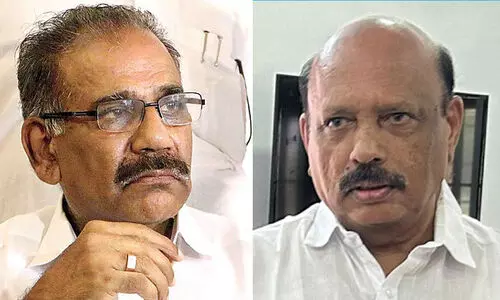 മന്ത്രി എ.കെ. ശശീന്ദ്രനെയും തോമസ് കെ. തോമസിനെയും പാർട്ടിയിൽനിന്ന് ആറ് വർഷത്തേക്ക് സസ്പെൻഡ് ചെയ്തതെന്ന് അജിത് പവാർ പക്ഷം; അവഗണിക്കുന്നുവെന്ന് ശശീന്ദ്രൻ