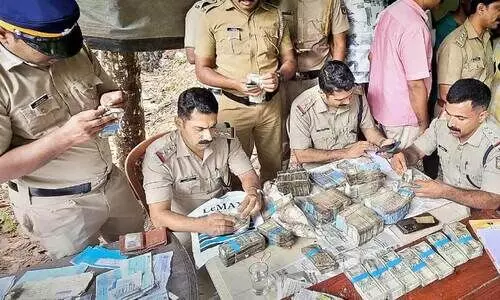 ഇ​സാ​ഫ് ബാ​ങ്കിൽനിന്ന് 40 ലക്ഷം തട്ടിയ കേസ്; പ്രതി കുഴിച്ചിട്ട 39 ലക്ഷം കണ്ടെടുത്തു