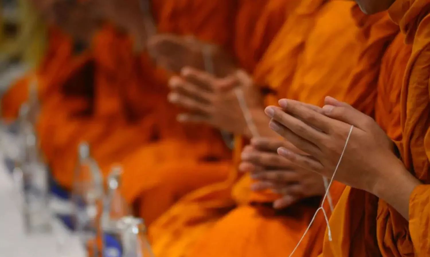 സന്യാസിമാരുമായുള്ള ലൈംഗികദൃശ്യങ്ങൾ പുറത്തുവിടുമെന്ന് ഭീഷണി; 100 കോടി തട്ടിയെടുത്ത യുവതി അറസ്റ്റിൽ