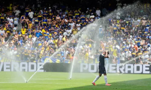 ചൂ​ടേ​റി​യ ച​ർ​ച്ച; കാലാവസ്ഥ മാറ്റം ലോകകപ്പിനെ ബാധിക്കുമോ?