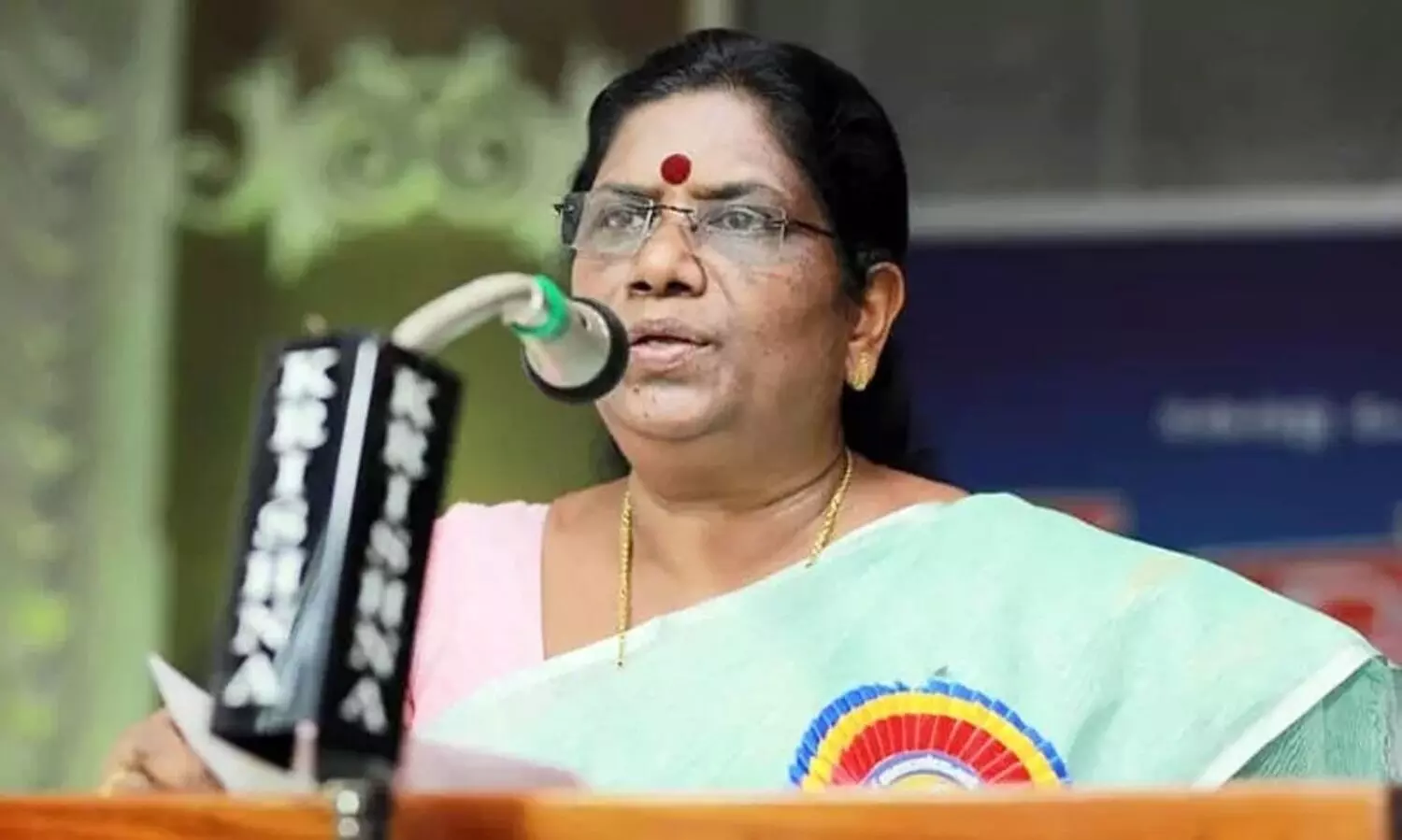 മിഥുന്റെ മരണം: വിവാദ പരാമർശത്തിൽ ഖേദം പ്രകടിപ്പിച്ച് മന്ത്രി ചിഞ്ചുറാണി, വിമർശിച്ച് നേതാക്കൾ