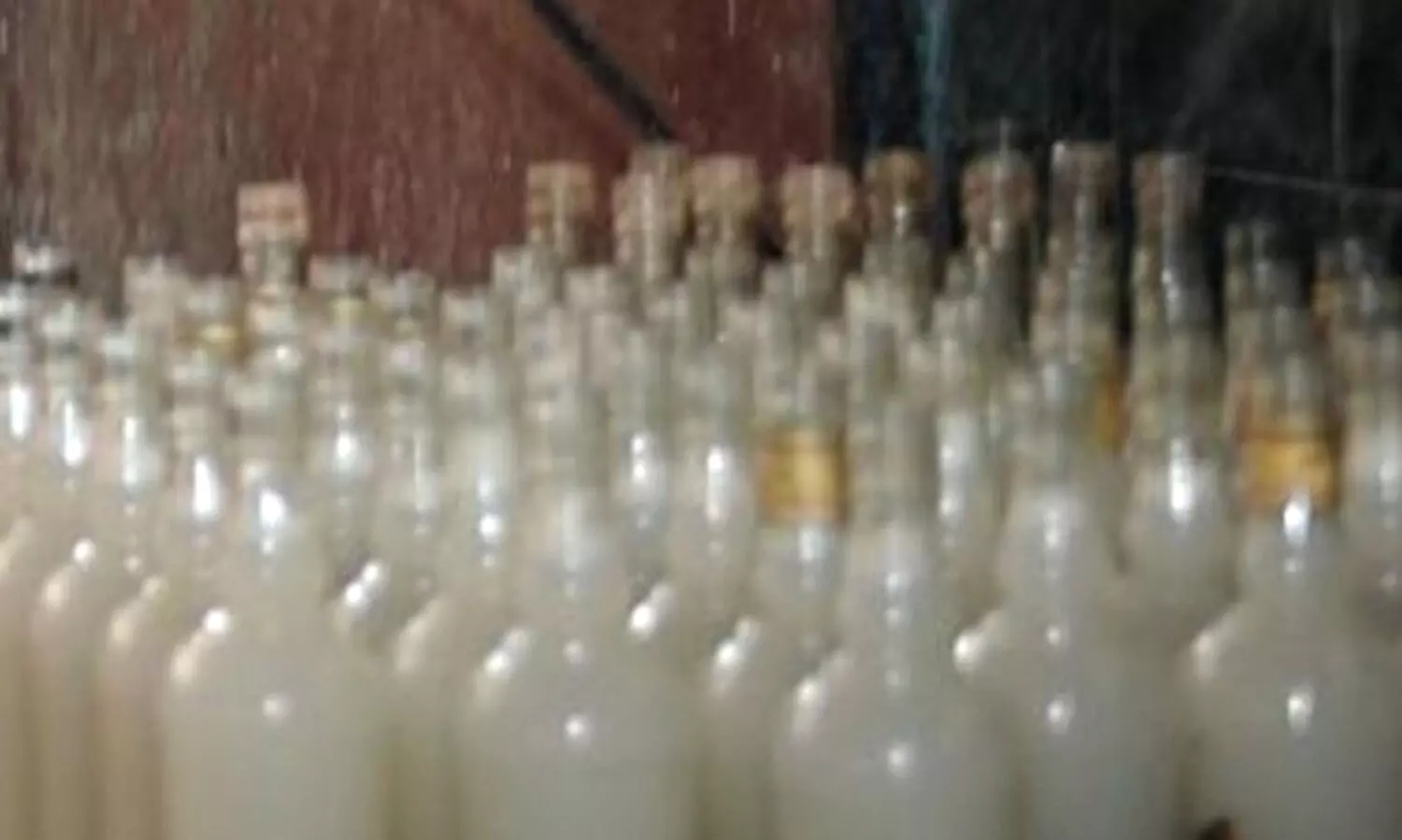 പാൽ പാക്കറ്റിൽ കള്ള് വിൽപന; പിടിച്ചെടുത്തത് 270 ലിറ്റർ