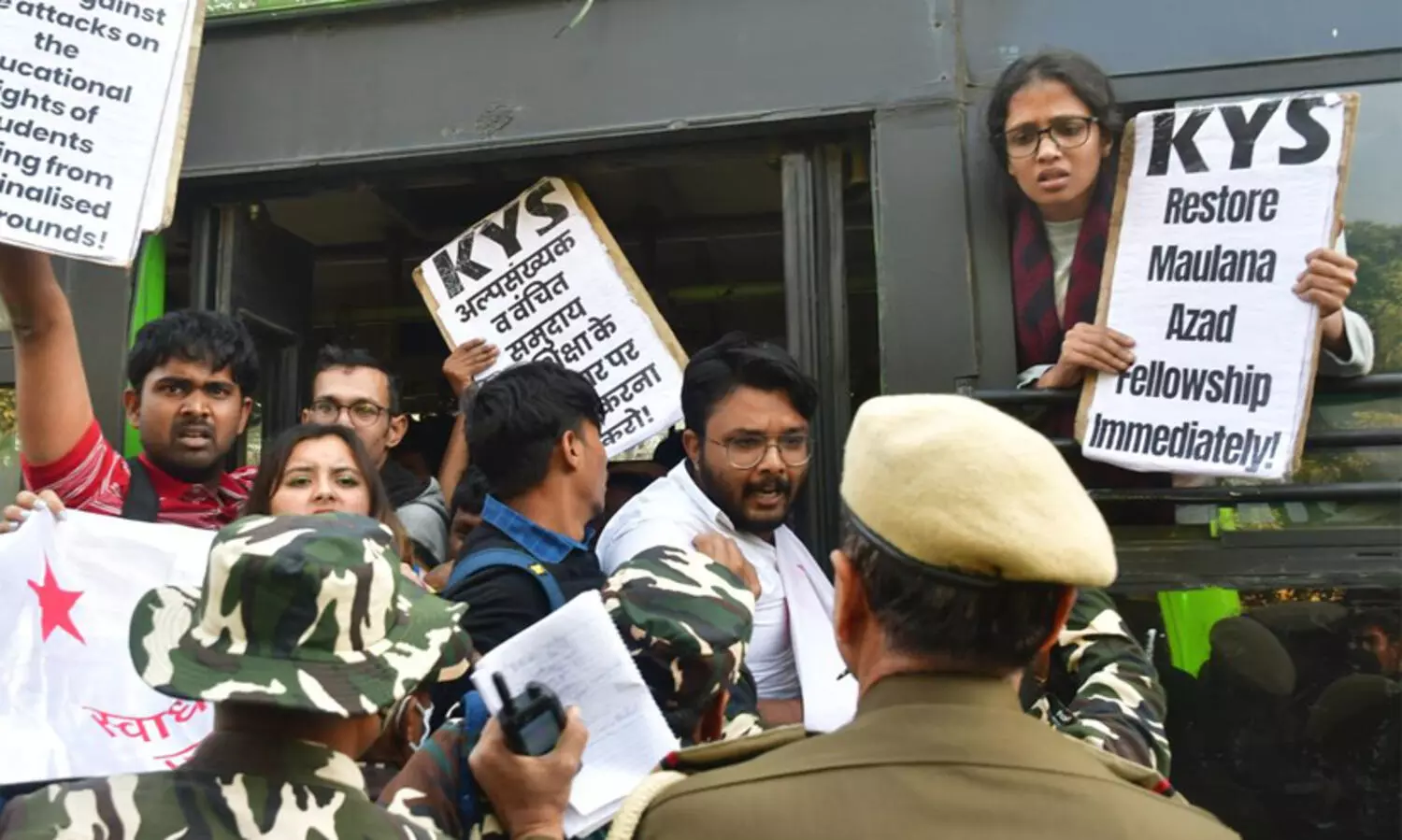 പ്രതിഷേധങ്ങൾക്കൊടുവിൽ ആസാദ് ഫെ​ലോഷിപ് ഫണ്ട് അനുവദിച്ച് കേന്ദ്രം