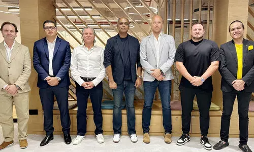 എസ്.ഇ.ജി.ജി മീഡിയ ഗ്രൂപ്പ് സൂപ്പർ ലീഗ് കേരളയുമായി കരാറിൽ ഒപ്പുവെച്ചു