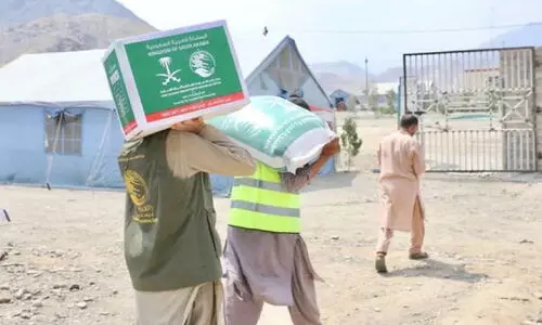 അ​ഫ്​​ഗാ​നി​സ്​​താ​ൻ, ല​ബ​നാ​ൻ, സു​ഡാ​ൻ എ​ന്നി​വി​ട​ങ്ങ​ളി​ലെ ദു​രി​തബാ​ധി​ത​ർ​ക്ക്  ഭ​ക്ഷ്യ​സാ​ധ​ന​ങ്ങ​ളെ​ത്തി​ച്ച്​ കെ.​എ​സ്. റി​ലീ​ഫ്