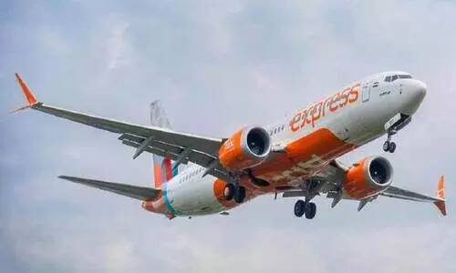 വീ​ണ്ടും വി​മാ​ന​മു​ട​ക്കം; ദു​രി​ത​ത്തി​ലാ​യി യാ​ത്ര​ക്കാ​ർ