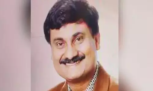 ജോലി സമ്മർദ്ദം സഹിക്കാനാകുന്നില്ല, ചീഫ് ബാങ്ക് മാനേജരെ ആത്മഹത്യ ചെയ്ത നിലയിൽ കണ്ടെത്തി