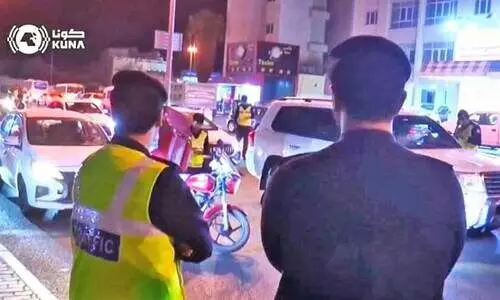 മ​ഹ്ബൂ​ല​യി​ൽ 437 ഗ​താ​ഗ​ത നി​യ​മ​ലം​ഘ​ന​ങ്ങ​ൾ; 32 അ​റ​സ്റ്റ്