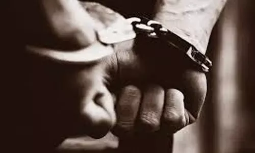 ക​ന്ന​ട വി​ദ്വേ​ഷം പ്ര​ക​ടി​പ്പി​ച്ച യു​വാ​വ് അ​റ​സ്റ്റി​ൽ