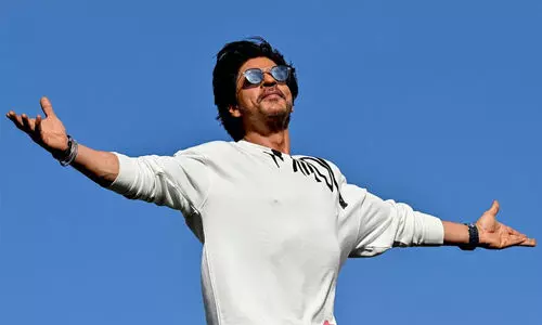 ഷാരൂഖിന് പരിക്ക്; കിങ് ഷൂട്ടിങ് നിര്ത്തിവെച്ചു ഷാരൂഖിന് പരിക്ക്; കിങ് ഷൂട്ടിങ് നിര്ത്തിവെച്ചു