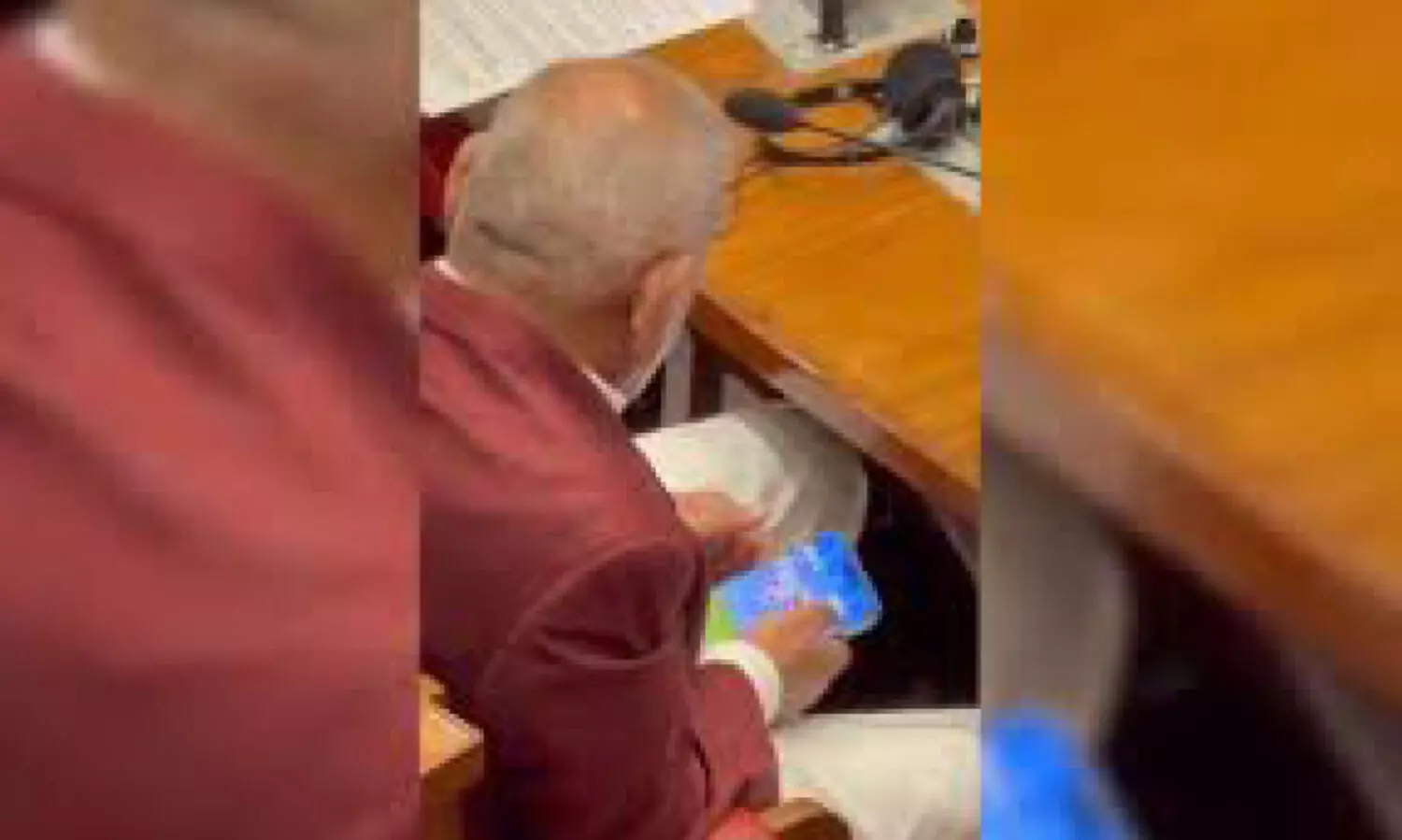 സഭയിൽ ഓൺലൈൻ റമ്മികളിച്ച്​​ മഹാരാഷ്ട്ര മന്ത്രി