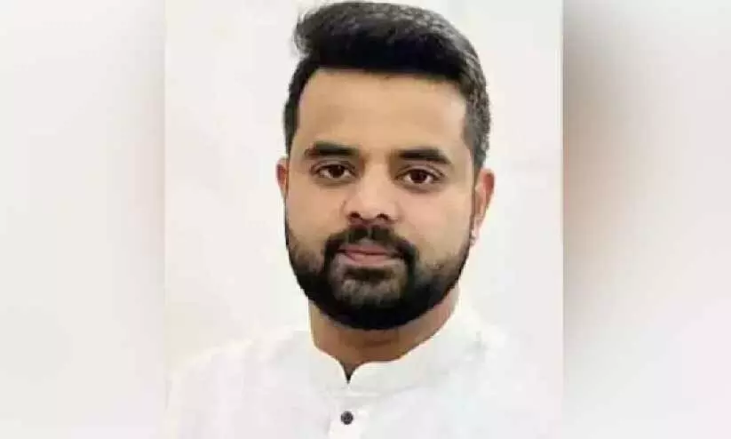 പ്ര​ജ്വ​ൽ രേ​വ​ണ്ണ​ക്കെ​തി​രാ​യ ബ​ലാ​ത്സം​ഗ കേ​സി​ൽ വി​ധി പ​റ​യു​ന്ന​ത് മാ​റ്റി