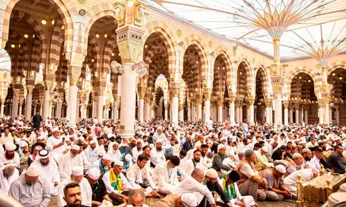 ഹജ്ജ്​ കാലത്ത്​ മദീനയിൽ പ്രാർഥനക്ക് എത്തിയത്​ 19,58,076 ആളുകൾ