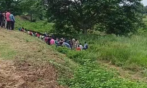 ഒഡിഷയെ നടുക്കി സ്ത്രീയതിക്രമ പരമ്പര: 16കാരിയെ തട്ടിക്കൊണ്ടുപോയി തീകൊളുത്തി; സമ്മർദ്ദത്തിൽ ബി.​ജെ.പി സർക്കാർ