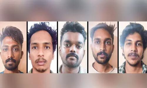 മാരകായുധങ്ങളുമായി വീട്ടിലേക്ക് അതിക്രമിച്ചുകയറാൻ ശ്രമം; അഞ്ചുപേര്‍ അറസ്റ്റില്‍