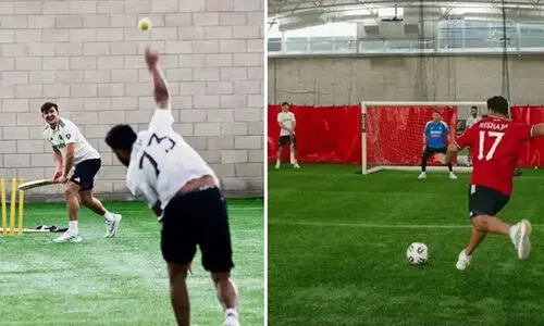 മഗ്വയറിന് പന്തെറിഞ്ഞ് സിറാജ്, പെനാൽറ്റി കിക്കെടുത്ത് പന്ത്, കാഴ്ചക്കാരനായി ബ്രൂണോ! ഇന്ത്യ @ മാഞ്ചസ്റ്റർ യുനൈറ്റഡ്; കൂടിക്കാഴ്ച വൈറൽ