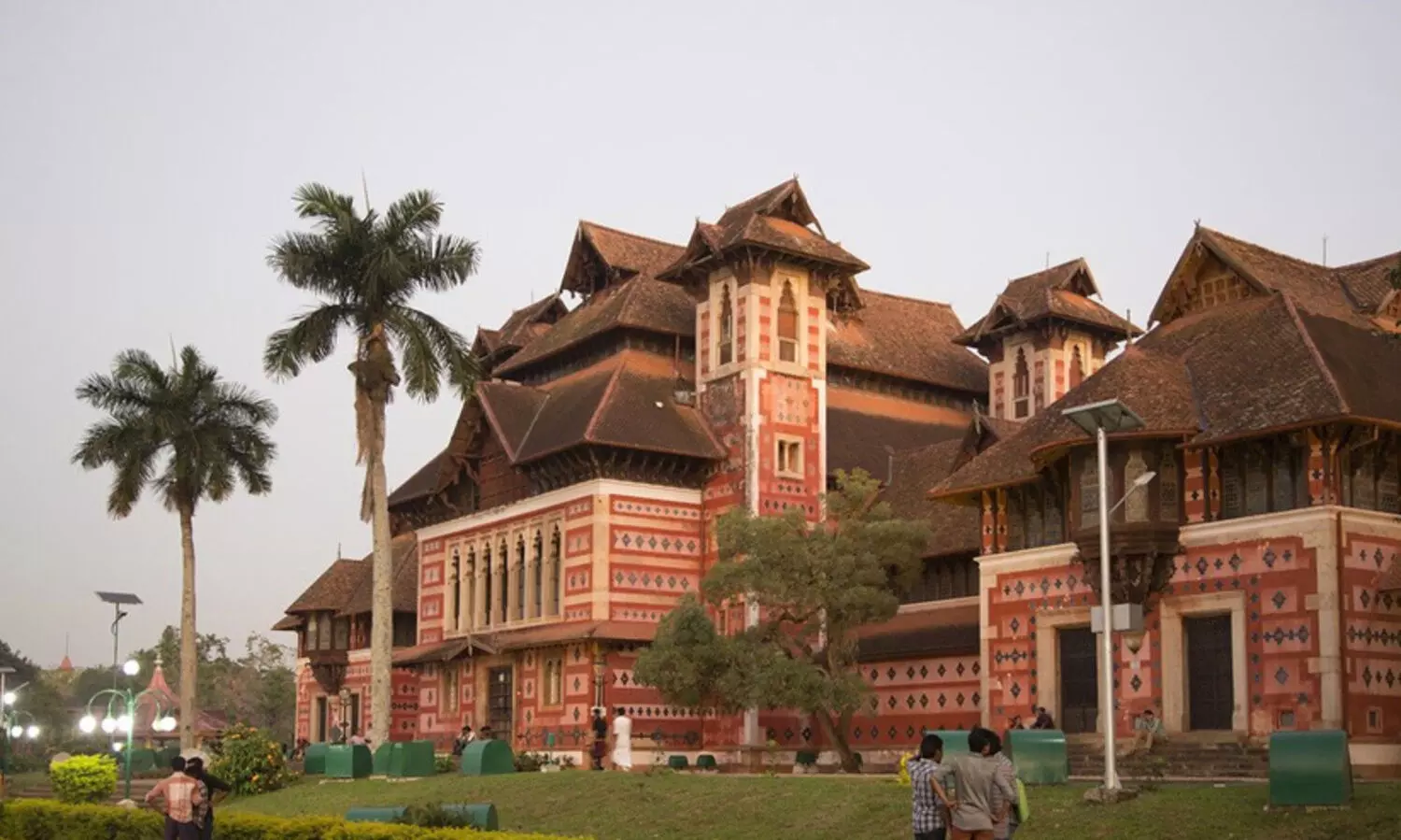 കനകക്കുന്ന് കൊട്ടാരം; സംരക്ഷിത സ്മാരക പദവിക്ക് യോഗ്യമല്ലെന്ന് പുരാവസ്തുവകുപ്പ്