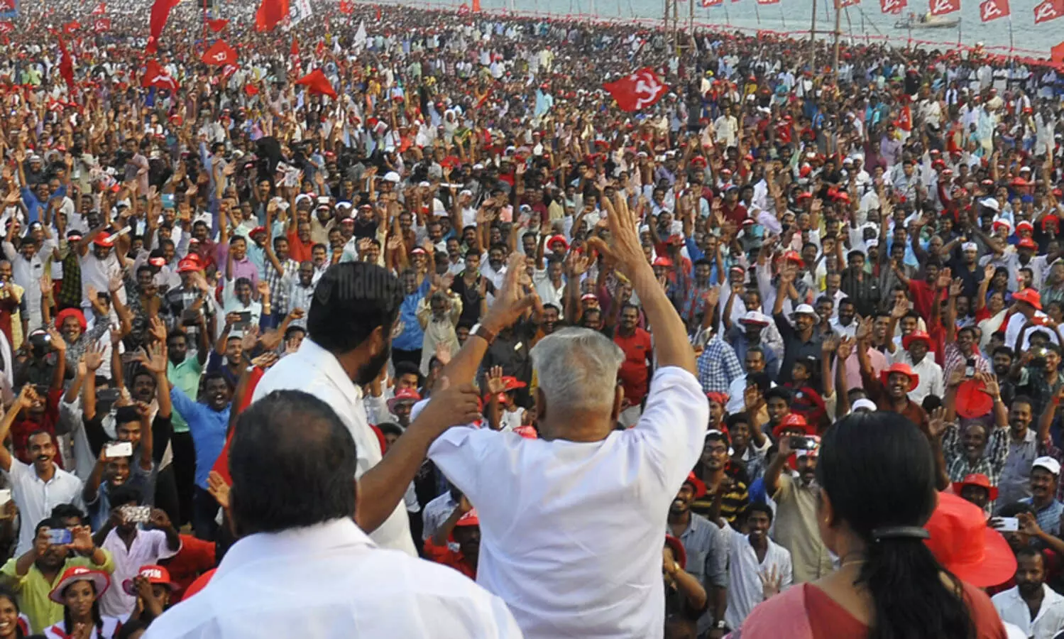 കാലത്തിനൊപ്പം... വി.എസിന്റെ അപൂർവ ചിത്രങ്ങളിലൂടെ...