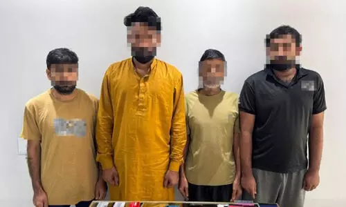 ദു​ബൈ​യി​ൽ ഓ​ൺ​ലൈ​ൻ ത​ട്ടി​പ്പ്​ സം​ഘം പി​ടി​യി​ൽ