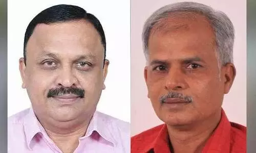 റൈ​റ്റേ​ഴ്സ് ഫോ​റം: സ​തീ​ഷ് തോ​ട്ട​ശ്ശേ​രി പ്ര​സി, ശാ​ന്ത​കു​മാ​ർ എ​ല​പ്പു​ള്ളി സെ​ക്ര.