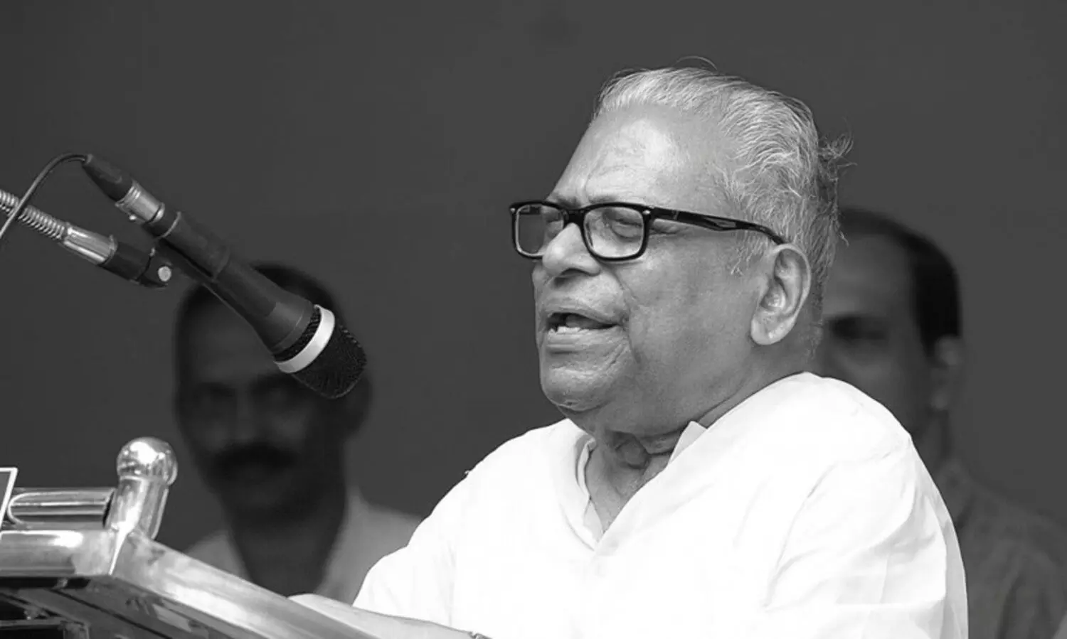 ഗതിമാറ്റി ഒഴുക്കിയ മലമ്പുഴ
