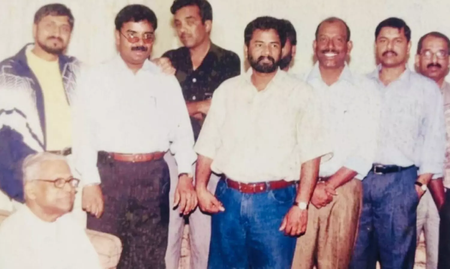 വി.​എ​സി​ന്റെ മ​ര​ണ​ത്തി​ൽ അ​നു​ശോ​ചി​ച്ച് പ്ര​വാ​സ​ലോ​കം