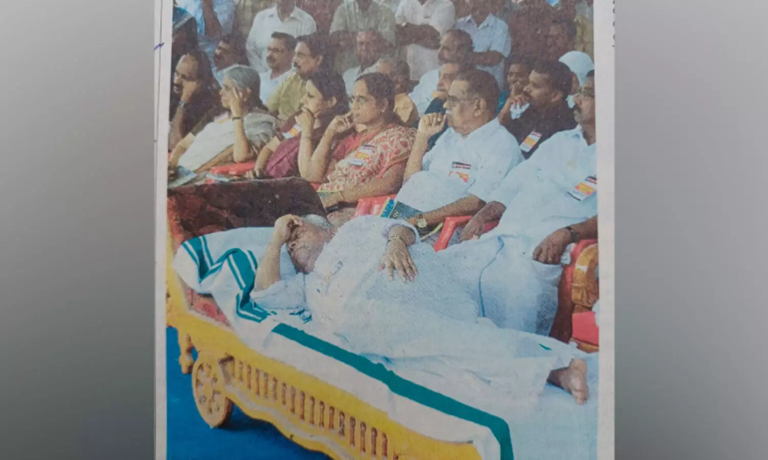 എൻഡോസൾഫാൻ; വി.എസ് എണ്ണ പകർന്ന് പടർത്തിയ പോരാട്ടം