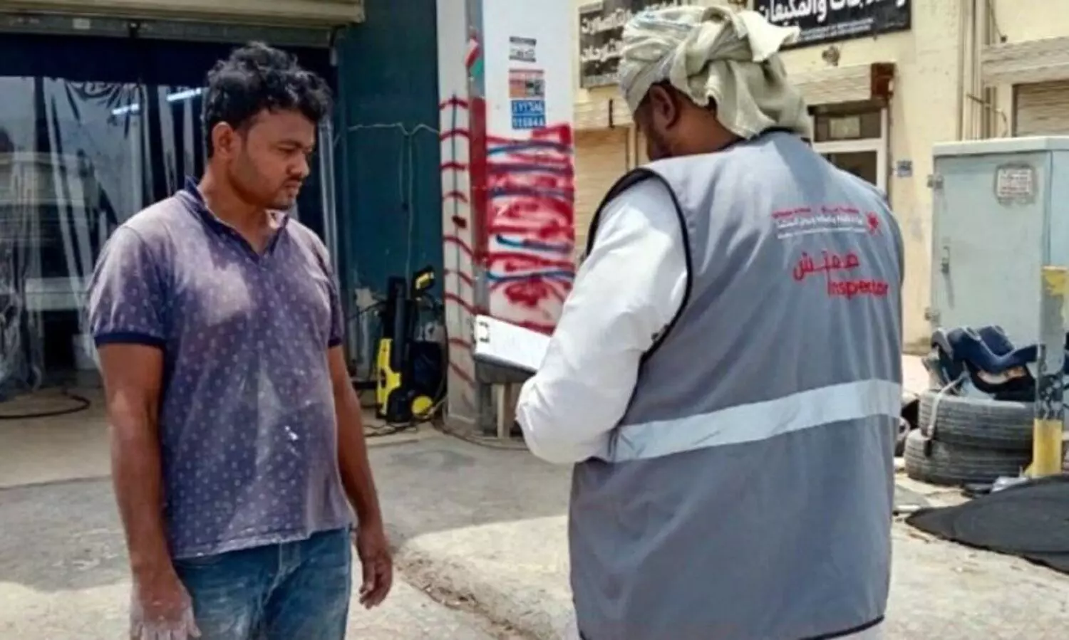 ഇ-പേയ്‌മെന്റ് സേവനങ്ങളില്ല; 300 വാണിജ്യ സ്ഥാപനങ്ങൾക്ക് പിഴ ചുമത്തി