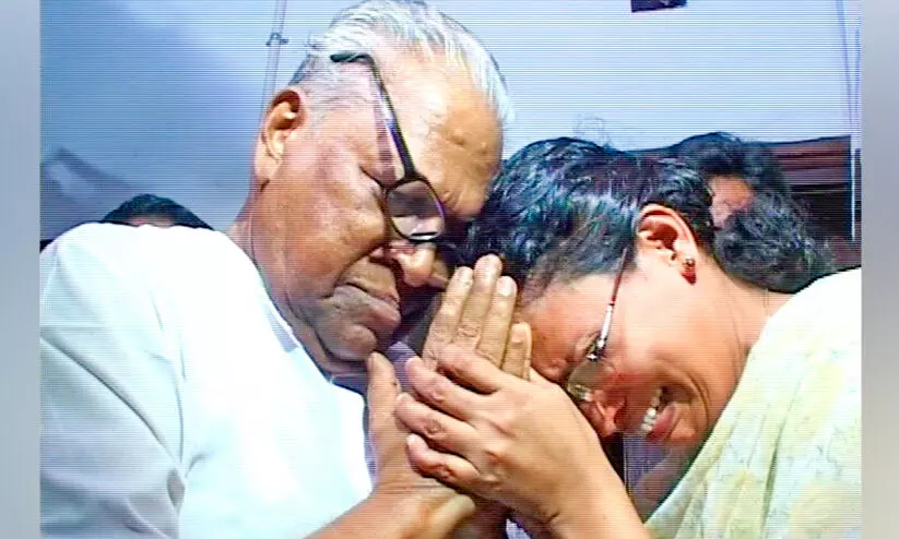 പാർട്ടിയുടെ നെഞ്ചിടിപ്പേറ്റിയ ഒഞ്ചിയം യാത്ര പാർട്ടിയുടെ നെഞ്ചിടിപ്പേറ്റിയ ഒഞ്ചിയം യാത്ര