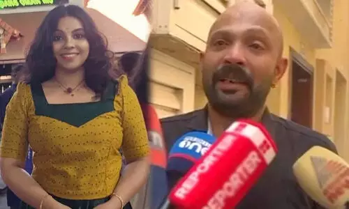 അ​തു​ല്യ​യു​ടെ ദു​രൂ​ഹ മ​ര​ണം; ഭ​ർ​ത്താ​വ് സ​തീ​ഷി​നെ ജോ​ലി​യി​ൽ​നി​ന്ന് പി​രി​ച്ചു​വി​ട്ടു