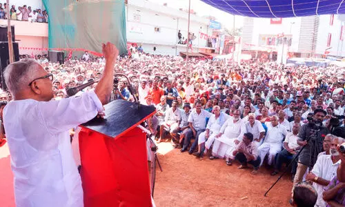 വി.എസ് പറഞ്ഞു: വന്നത് ആയുധങ്ങൾ കാണാനല്ല, ആദിവാസികളെ കൊന്ന മുത്തങ്ങ കാണാൻ