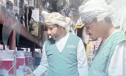 കാ​ലാ​വ​ധി ക​ഴി​ഞ്ഞ പെ​യി​ന്റു​ക​ൾ പി​ടി​കൂടി