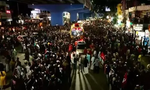 വി.എസിന് യാത്രാമൊഴി, ആലപ്പുഴയിൽ പൊലീസ് നിയന്ത്രണം, ദീർഘദൂര സർവീസുകൾ നഗരത്തിൽ പ്രവേശിക്കില്ല