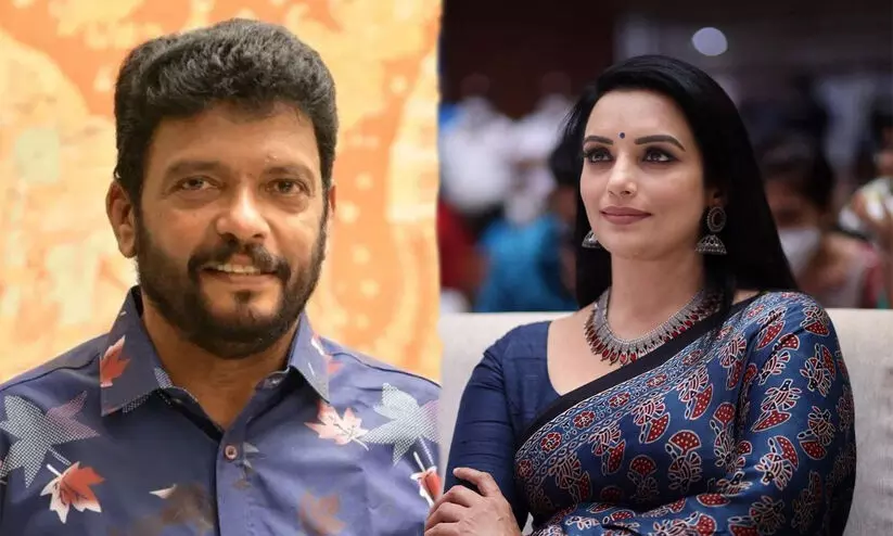 ‘അമ്മ’ തെരഞ്ഞെടുപ്പ്; പ്രസിഡന്റ് സ്ഥാനത്തേക്ക് മത്സരിക്കാൻ ജഗദീഷും ശ്വേത മേനോനും ‘അമ്മ’ തെരഞ്ഞെടുപ്പ്; പ്രസിഡന്റ് സ്ഥാനത്തേക്ക് മത്സരിക്കാൻ ജഗദീഷും ശ്വേത മേനോനും