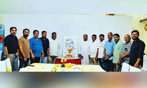 ommen chandy memorial