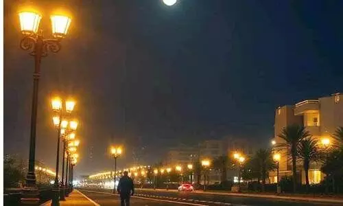 രാ​ത്രി ഇ​വി​ടെ ഒ​റ്റ​ക്ക് ന​ട​ക്കാ​ൻ പേ​ടി​യി​ല്ല...