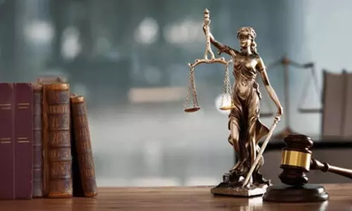 പരിഹാരം, മ​ധ്യ​സ്ഥ​ത​യി​ലൂ​ടെ; കോ​ട​തി​യി​ൽ കെ​ട്ടി​ക്കി​ട​ക്കു​ന്ന കേ​സു​ക​ൾ മ​ധ്യ​സ്ഥ​ത​യി​ലൂ​ടെ തീ​ർ​പ്പാ​ക്കു​ന്ന കാ​മ്പ​യി​ന് ജി​ല്ല​യി​ൽ തു​ട​ക്കം