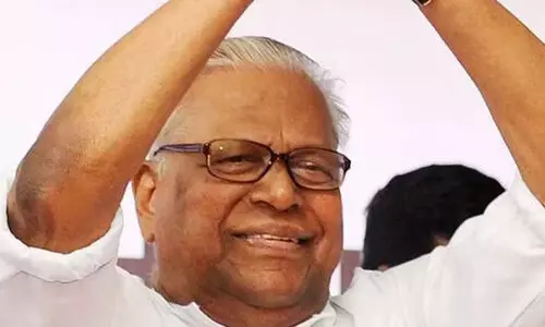 വി.എസ്​ സമരപാരമ്പര്യത്തിന്‍റെയും പോരാട്ട നിലപാടുകളുടെയും പ്രതീകം -മന്ത്രിസഭായോഗം