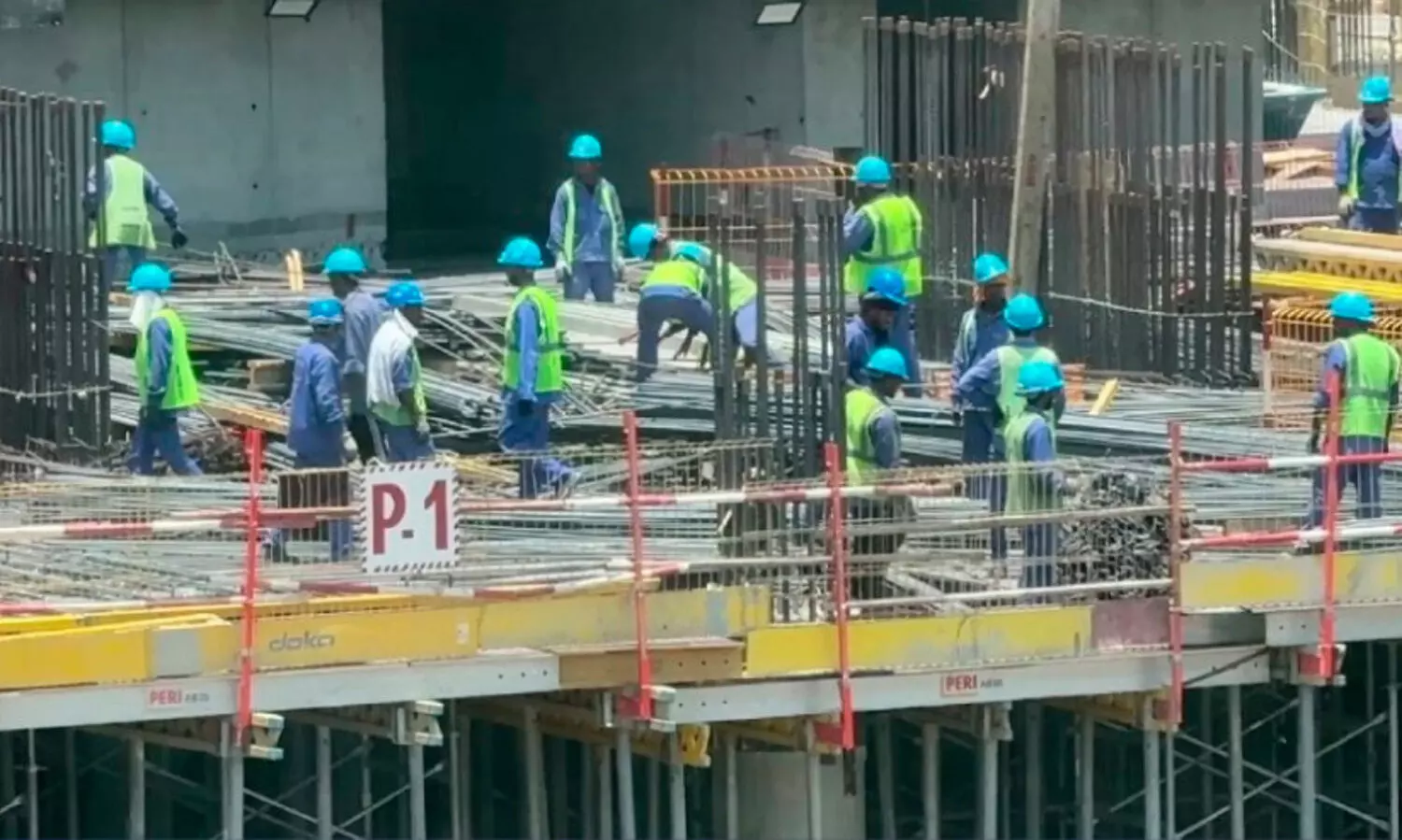 ചു​ട്ടു​പൊ​ള്ളി സൗ​ദി; ഉ​ച്ച​വി​ശ്ര​മ​നി​യ​മം ക​ർ​ശ​ന​മാ​യി പാ​ലി​ക്ക​ണ​മെ​ന്ന്​ ഹെ​ൽ​ത്ത്​ കൗ​ൺ​സി​ൽ