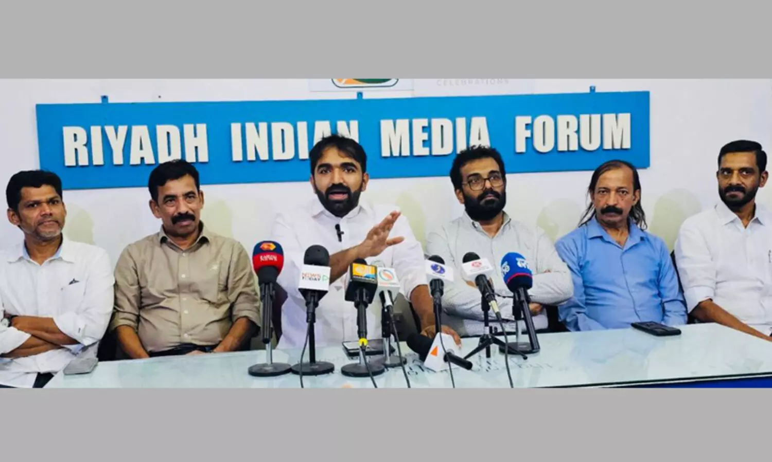 നിമിഷപ്രിയ: കാന്തപുരത്തിന്‍റെ ഇടപെടൽ ആർക്കും നിഷേധിക്കാനാവില്ല; പൊതുചർച്ചക്ക് ഇപ്പോൾ തയ്യാറല്ല -ചാണ്ടി ഉമ്മൻ