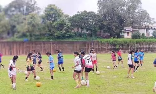 സു​ബ്ര​തോ ക​പ്പ്; പ​ന്ത് പ്ര​തി​സ​ന്ധി​യു​ടെ കോ​ർ​ട്ടി​ൽ