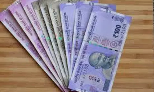 ഫിസിക്കൽ എഡ്യൂക്കേഷൻ ഡിപ്പാർട്ടുമെന്‍റ് ഓഫിസിൽ നിന്ന് 19000 രൂപ കവർന്നു