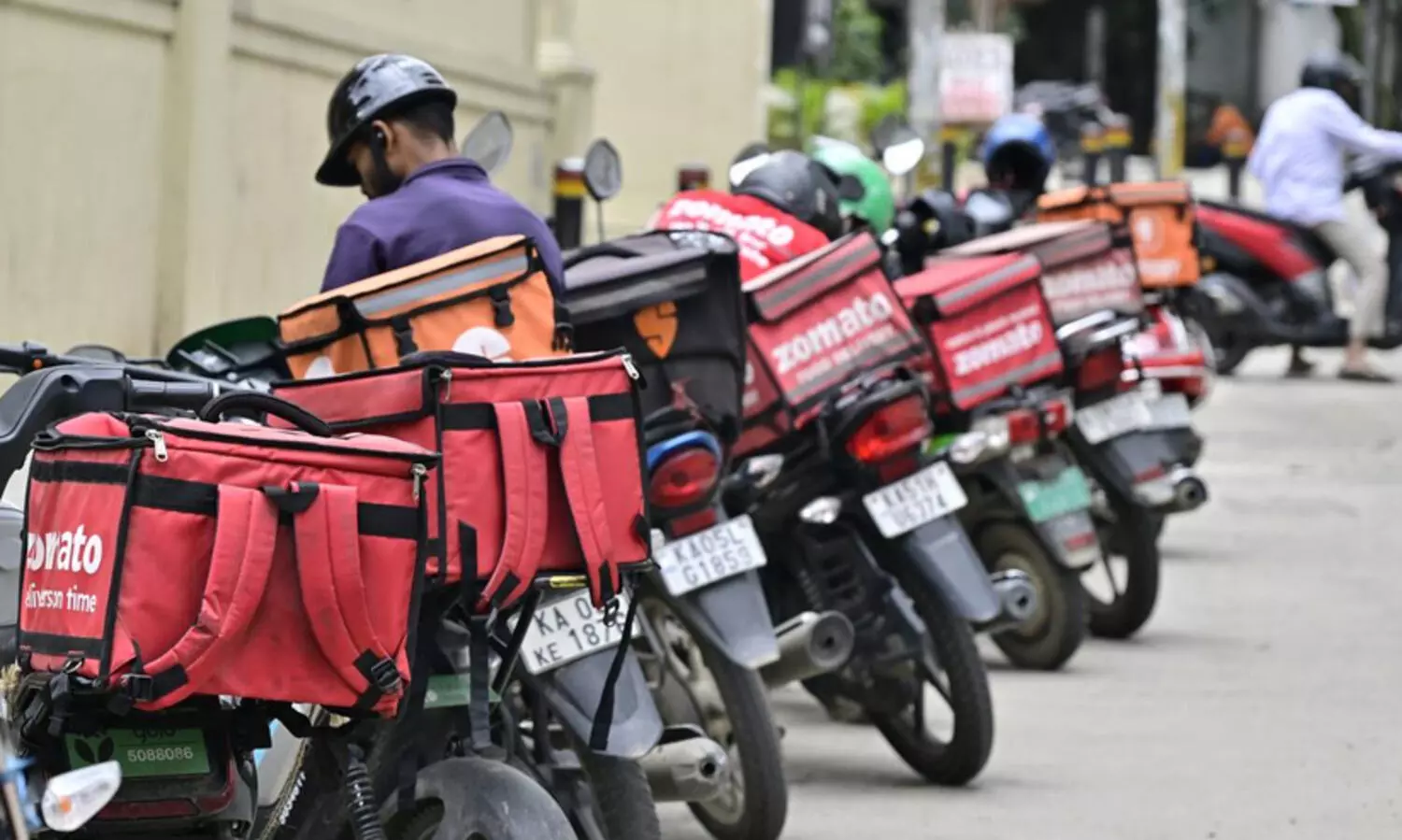 ഗി​ഗ് വ​ര്‍ക്കേ​ഴ്സ് ബി​ല്‍ അ​ടു​ത്ത നി​യ​മ​സ​ഭ സ​മ്മേ​ള​ന​ത്തി​ല്‍