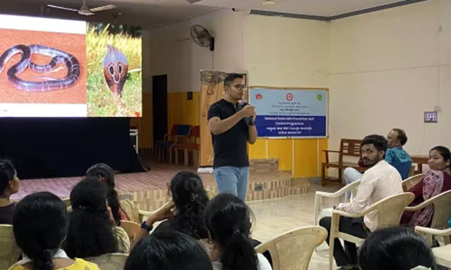 പാ​മ്പു​ക​ടി ചി​കി​ത്സാ പ​രി​ശീ​ല​ന​വു​മാ​യി മൈ​സൂ​രു ജി​ല്ല