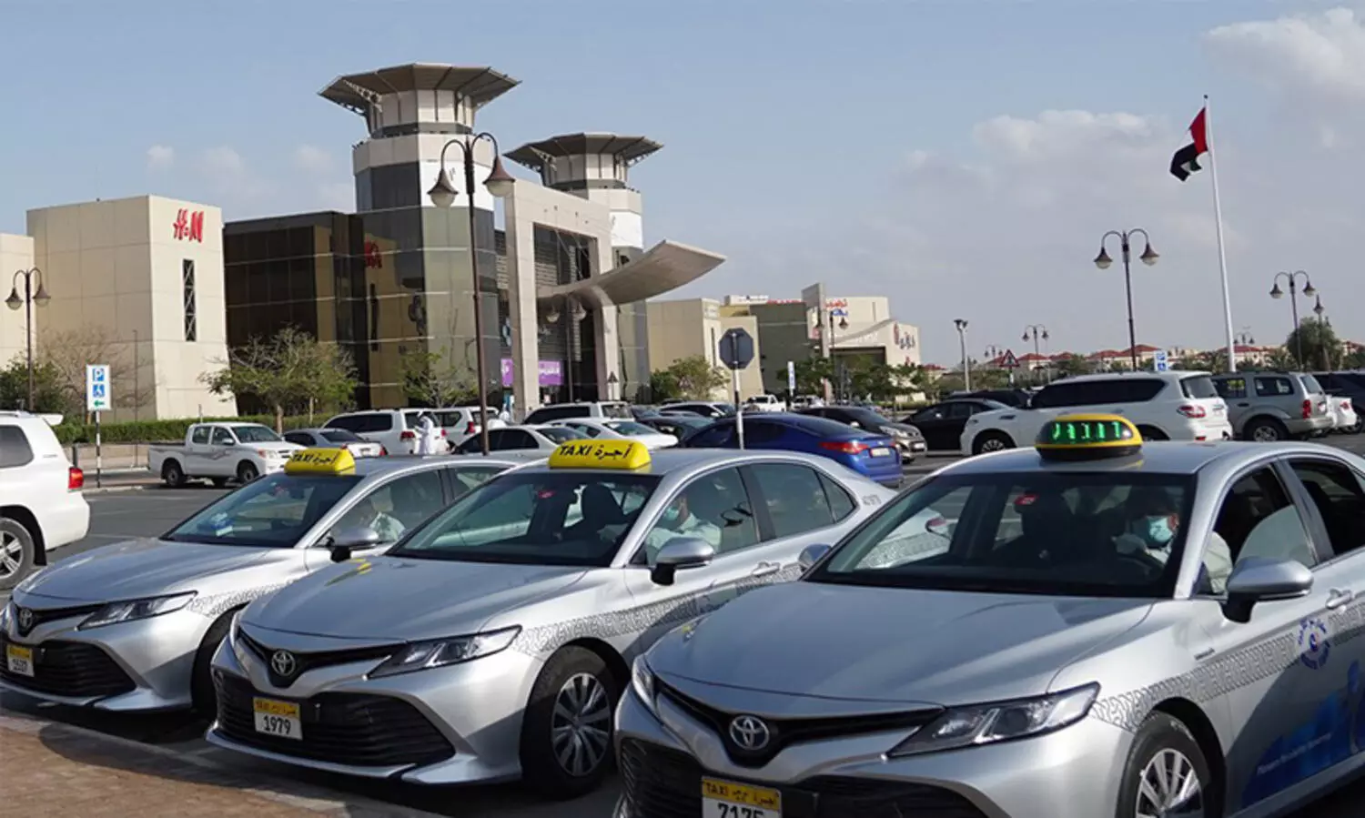അബൂദബി ടാക്‌സികളിൽ കർശന പരിശോധന