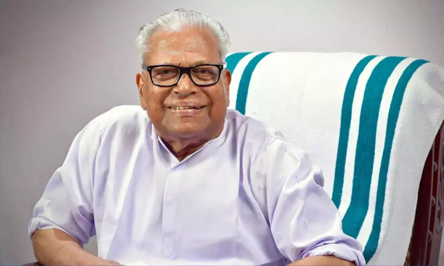 വി.​എ​സി​ന്റെ നി​ര്യാ​ണം: അ​നു​ശോ​ച​ന യോ​ഗം ഇ​ന്ന്